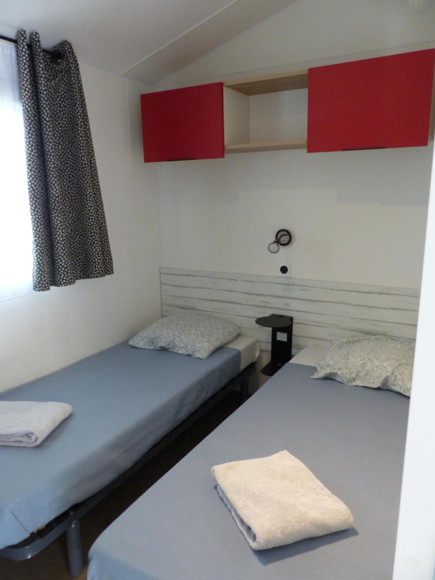 Camping Lou Broustaricq Sanguinet Habitación foto